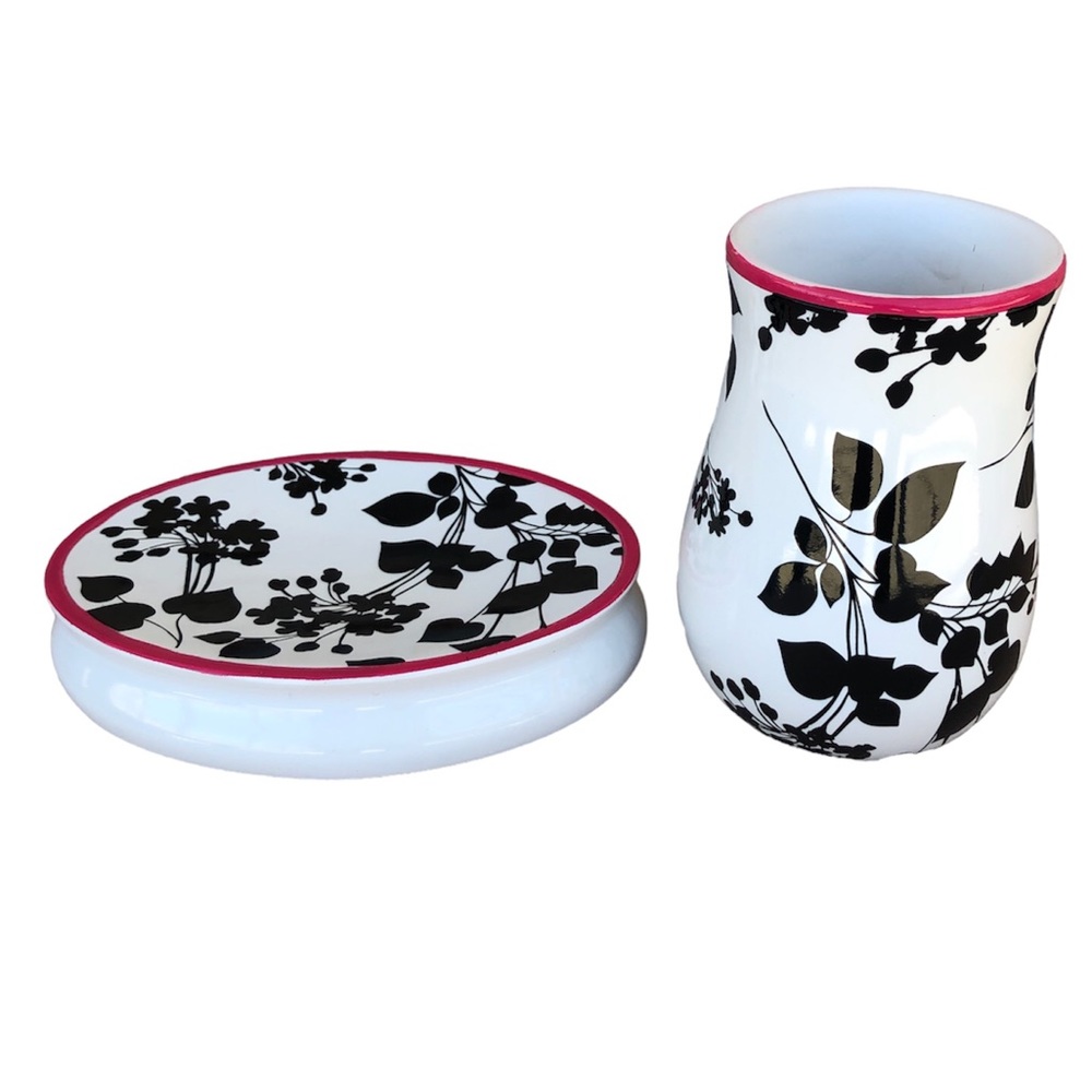 Steve Madden Ceramic Juliet Soap Dish Vase Black White floral Bathroom Accessory